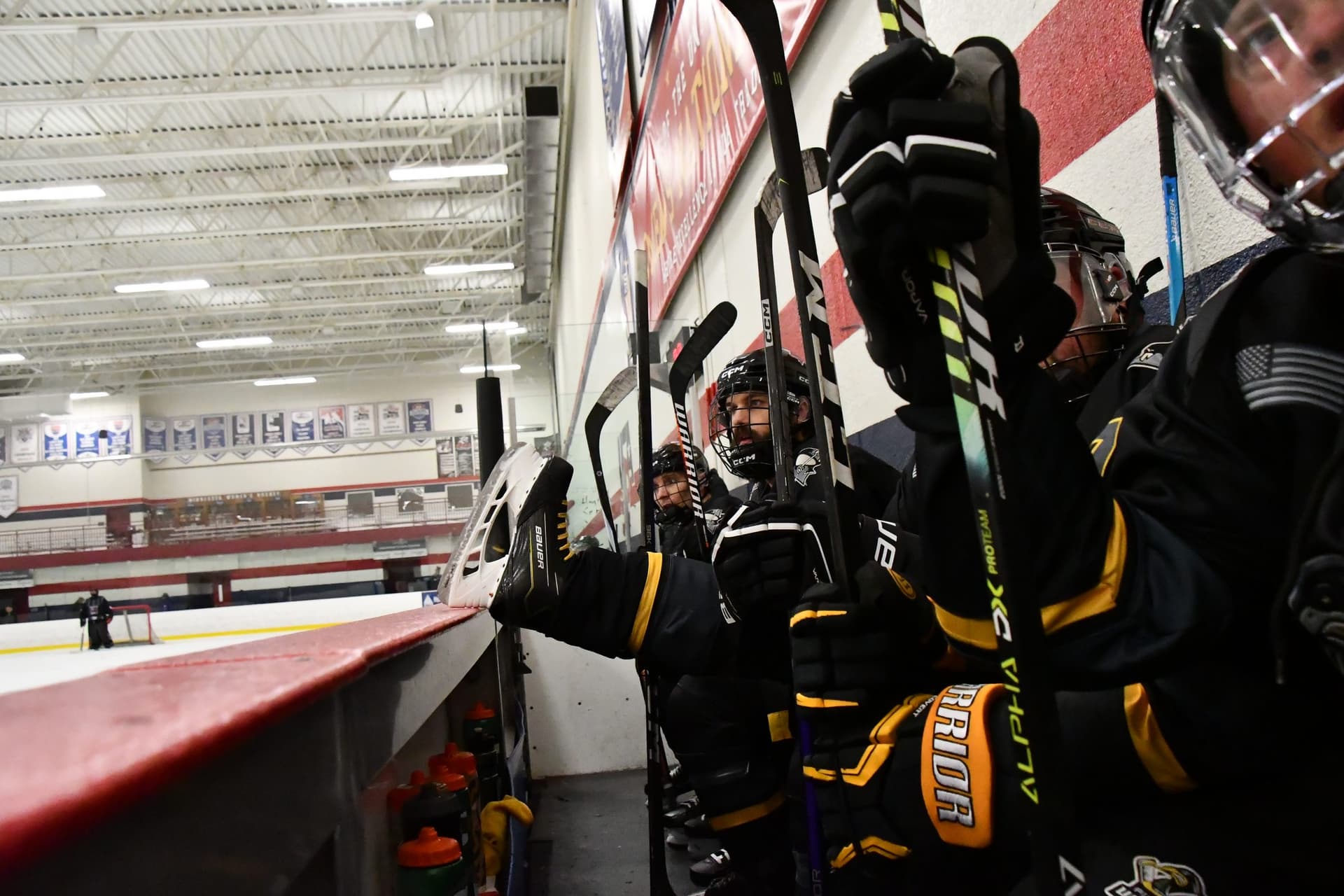 hendrickson-2025-game-1-vs-wisconsin-black thumbnail 23