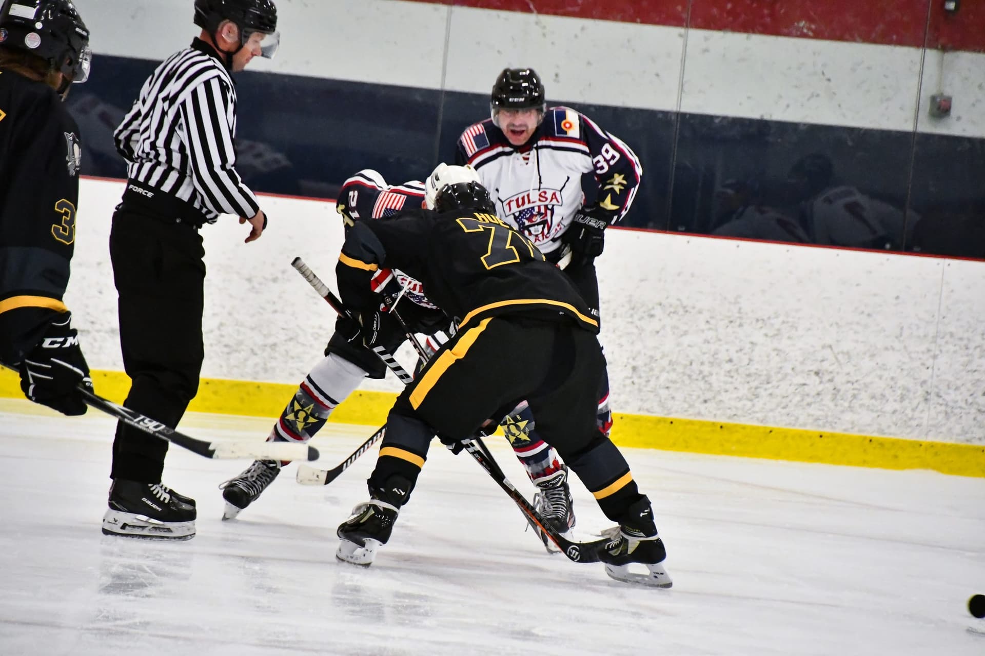 hendrickson-2025-game-3-vs-tulsa-black thumbnail 33