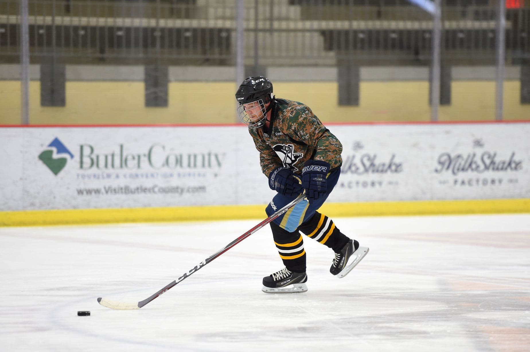 Pittsburgh Warriors player in live game action