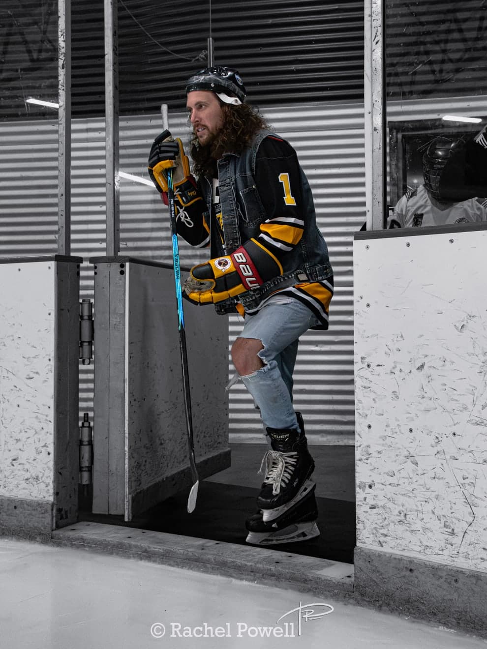 mff-black-and-gold-2026 thumbnail 450