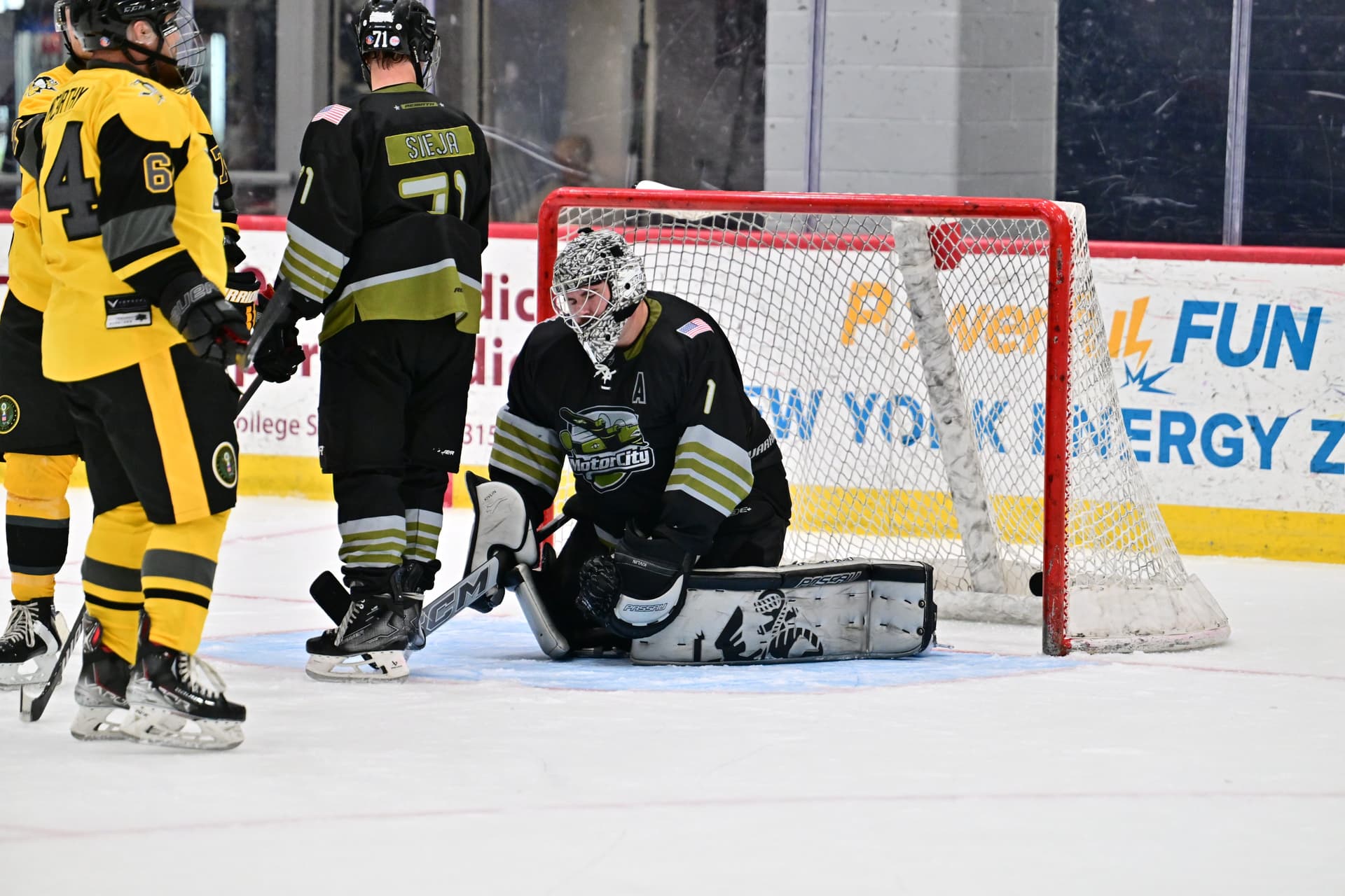 utica-2026-sat-playoff-motor-city thumbnail 148