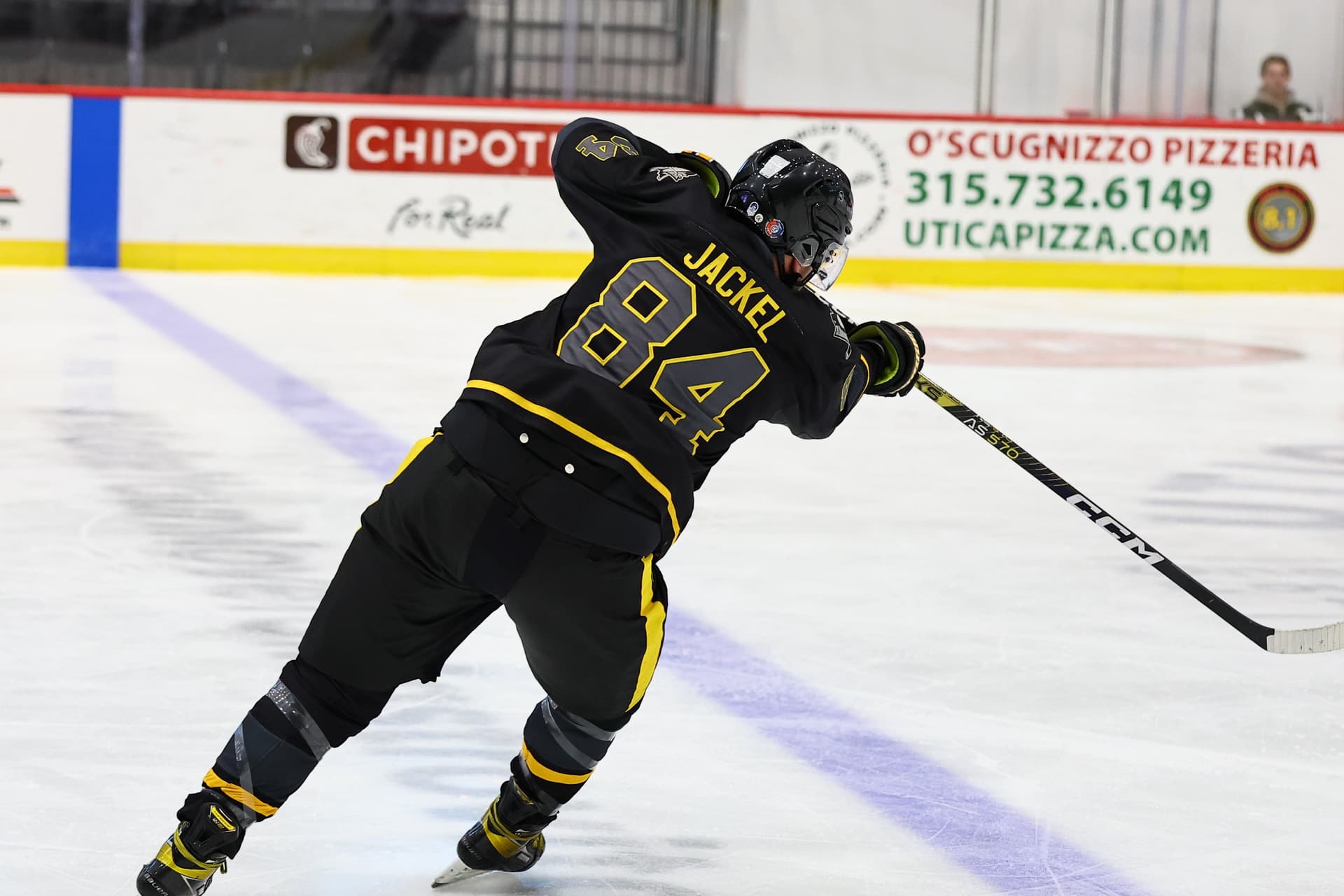 utica-2026-thu-new-jersey thumbnail 13