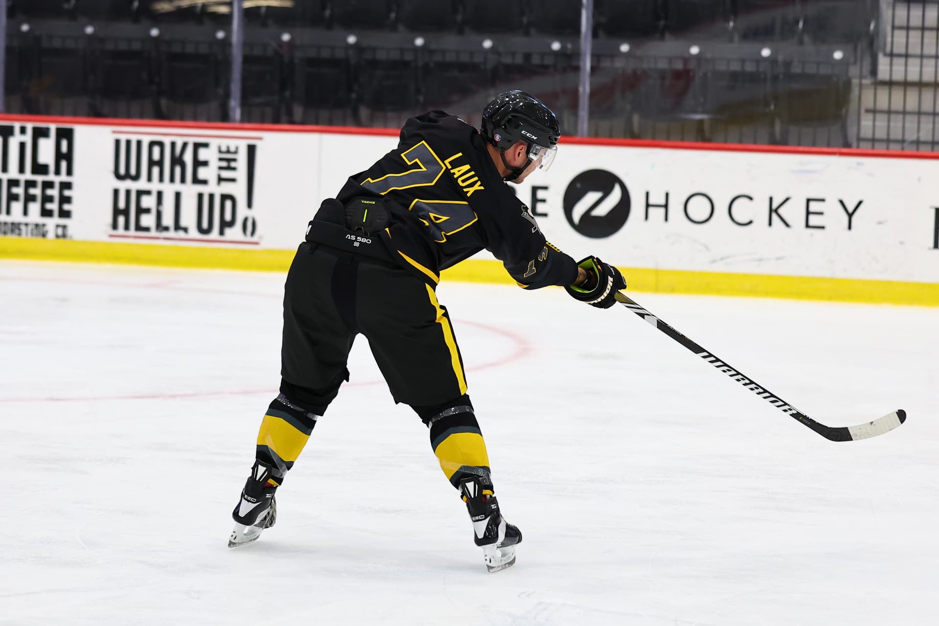utica-2026-thu-new-jersey thumbnail 184